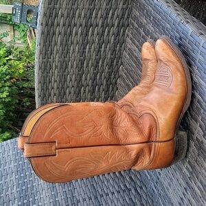 Justin Tan Leather Cowboy Boots 1632 - Size 9E, Distressed Western Boots